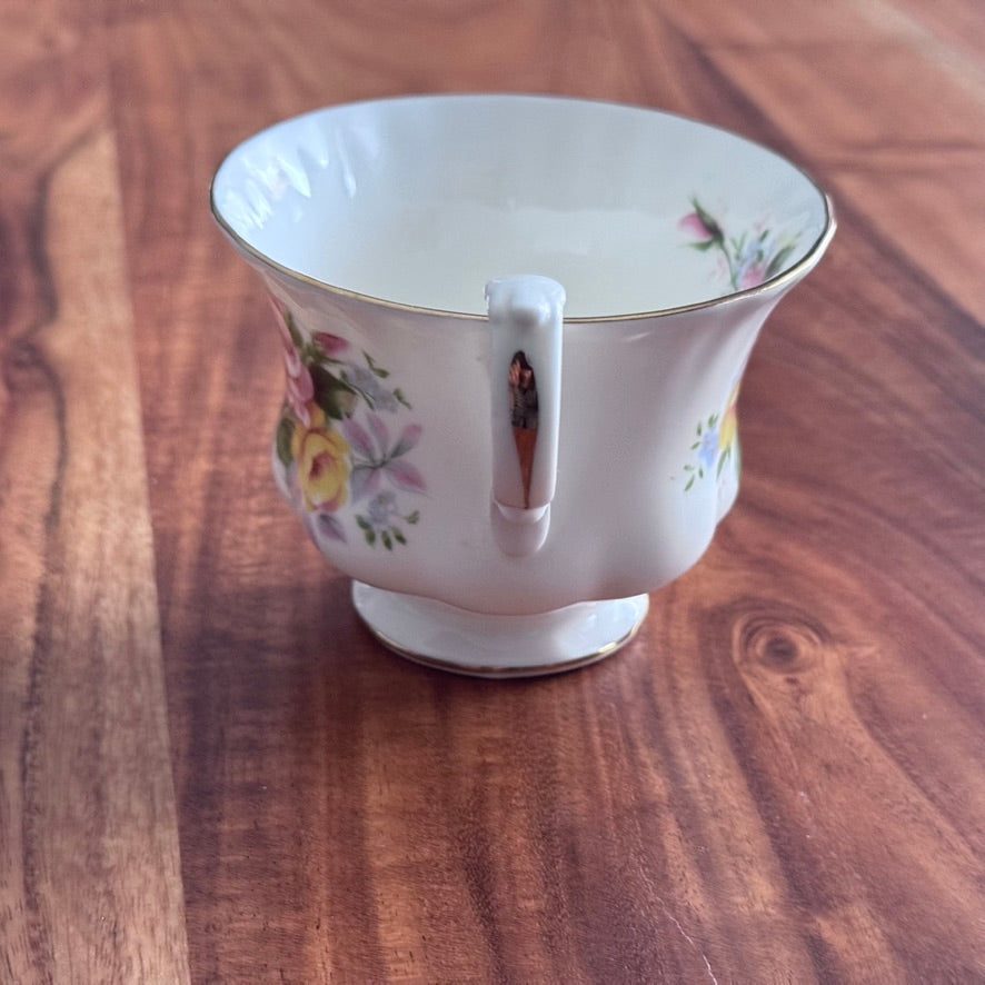 Royal Albert 'Westbury' Teacup & Saucer