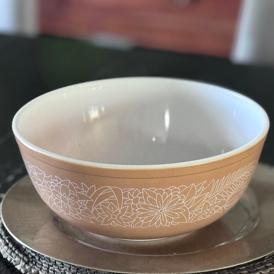 PYREX Woodland Bowl
