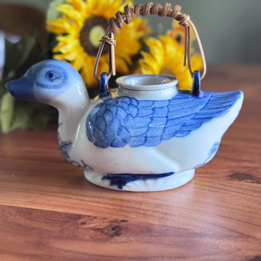 Hand Painted Blue/White Duck Teapot with Bamboo Handle