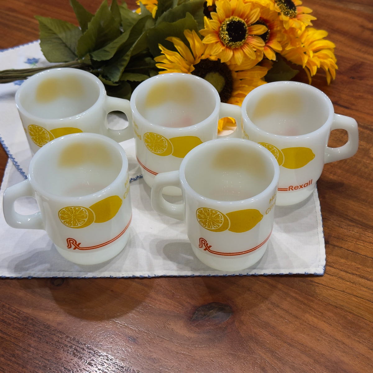 Anchor Hocking Fire-King Milk Glass Rexall Hot Lemon/Citron chaud Advertising Mug