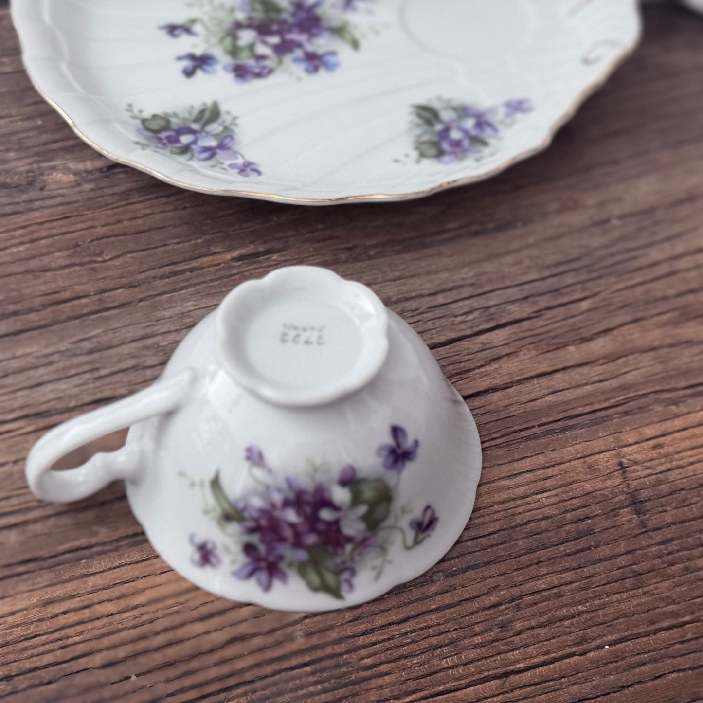 Porcelain Luncheon Plate Set