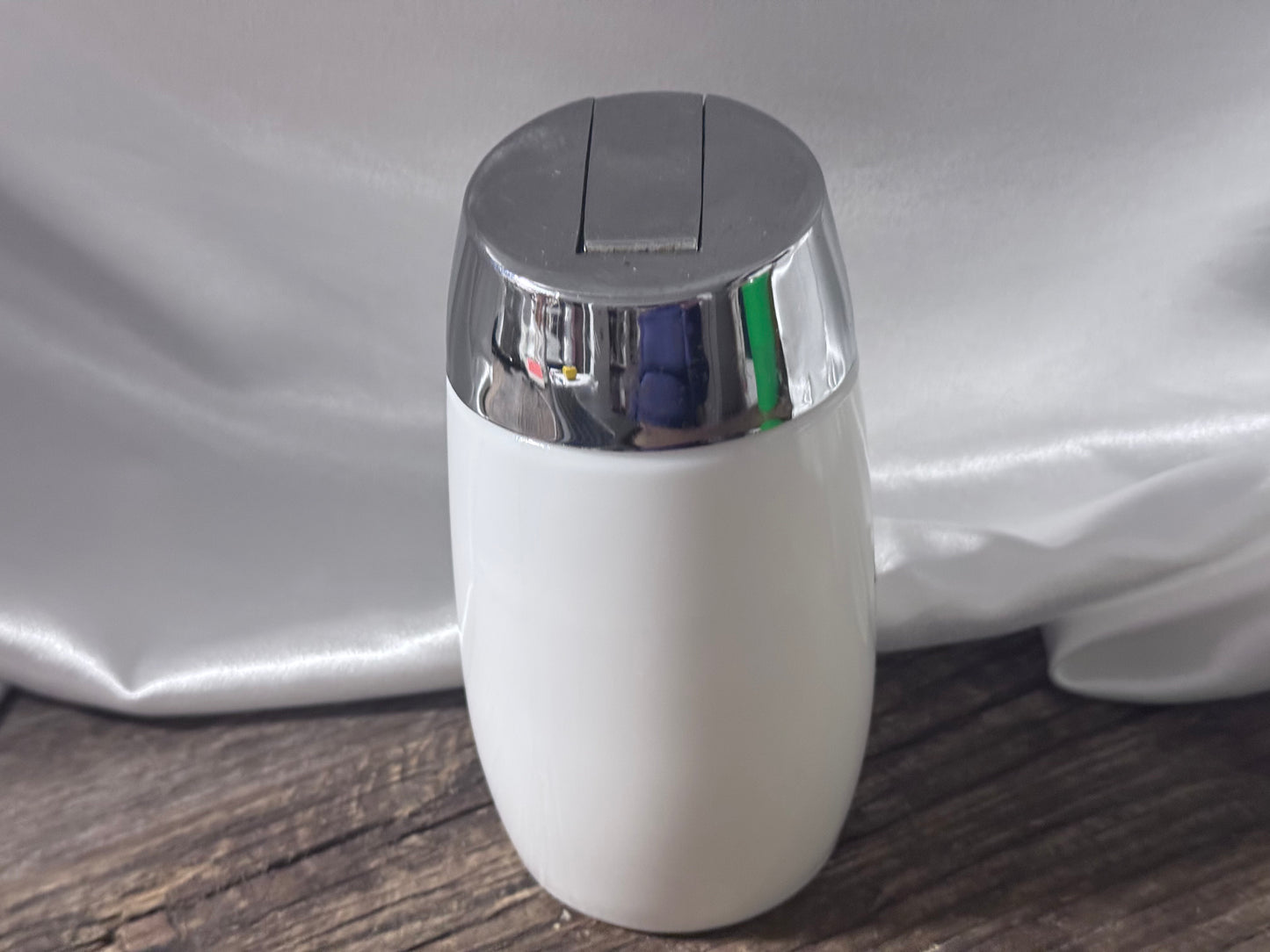 Dominion Sugar Dispenser "Spice of Life" Milkglass