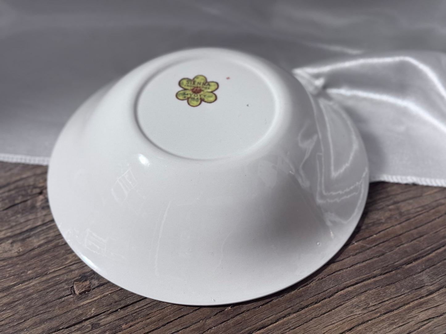 'SIENNA' Ironstone Ware Myott England Serving Bowl