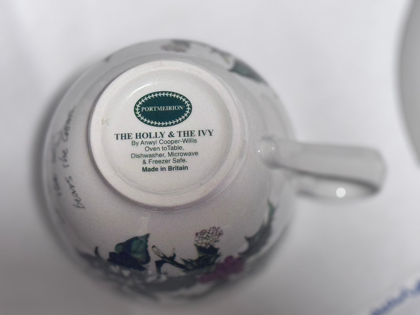 Portmeirion The Holly & The Ivy Tea Cup and Saucer