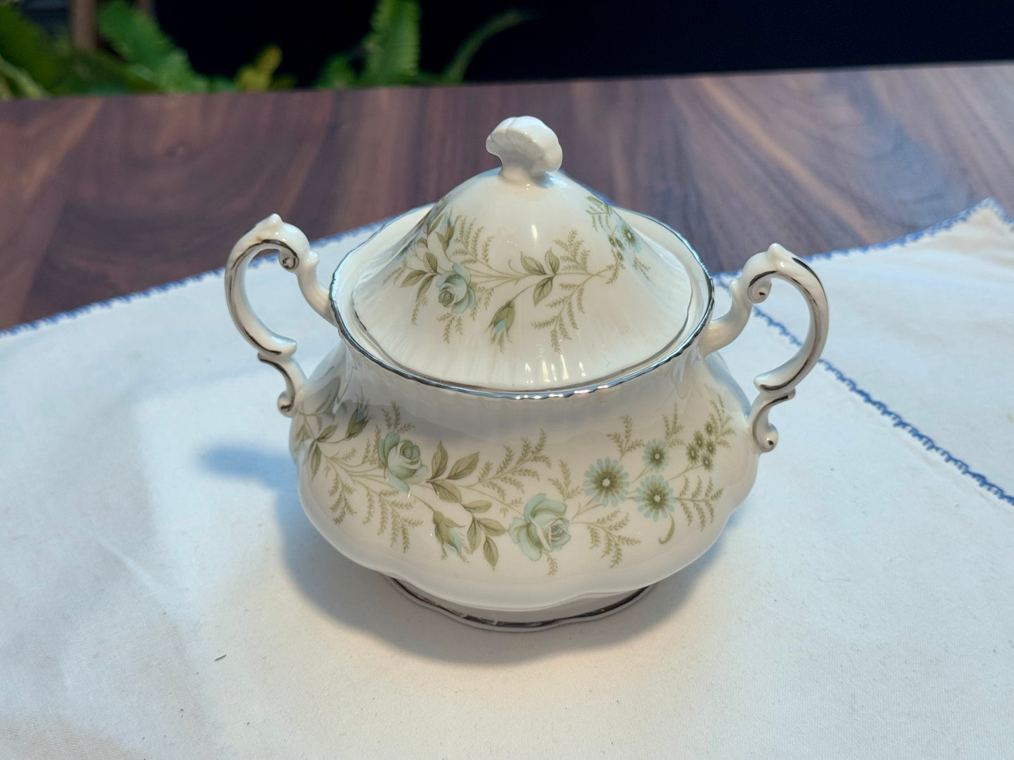 Paragon "Debutante" Sugar Bowl