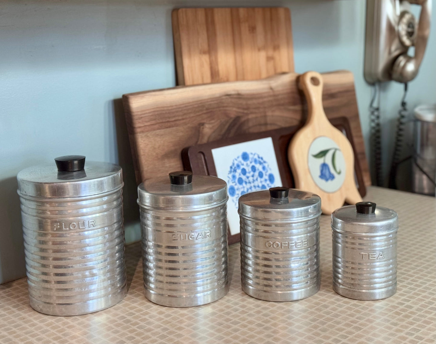 Nasco Italy Round Ribbed Aluminum Canister Set