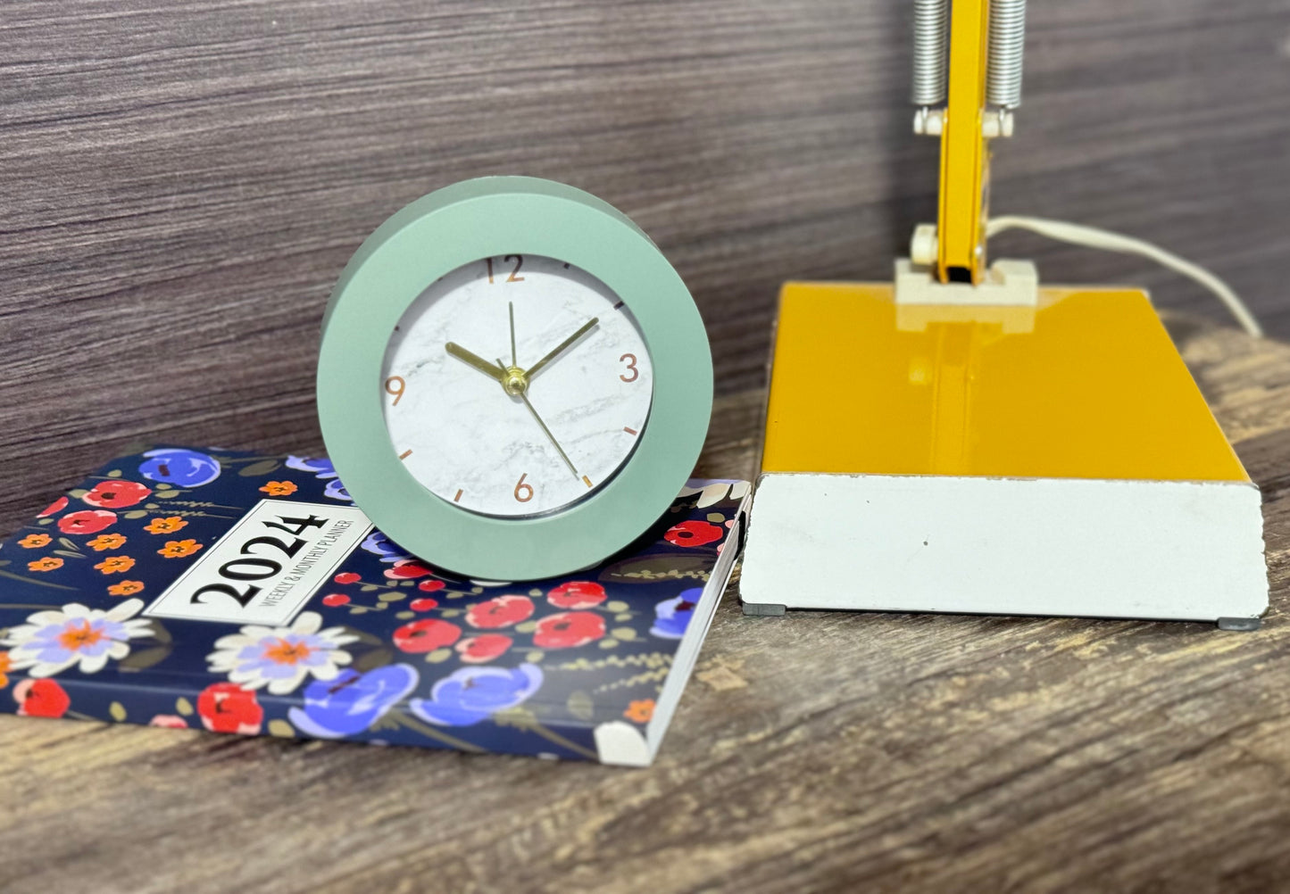 Quartz Brand Alarm Clock