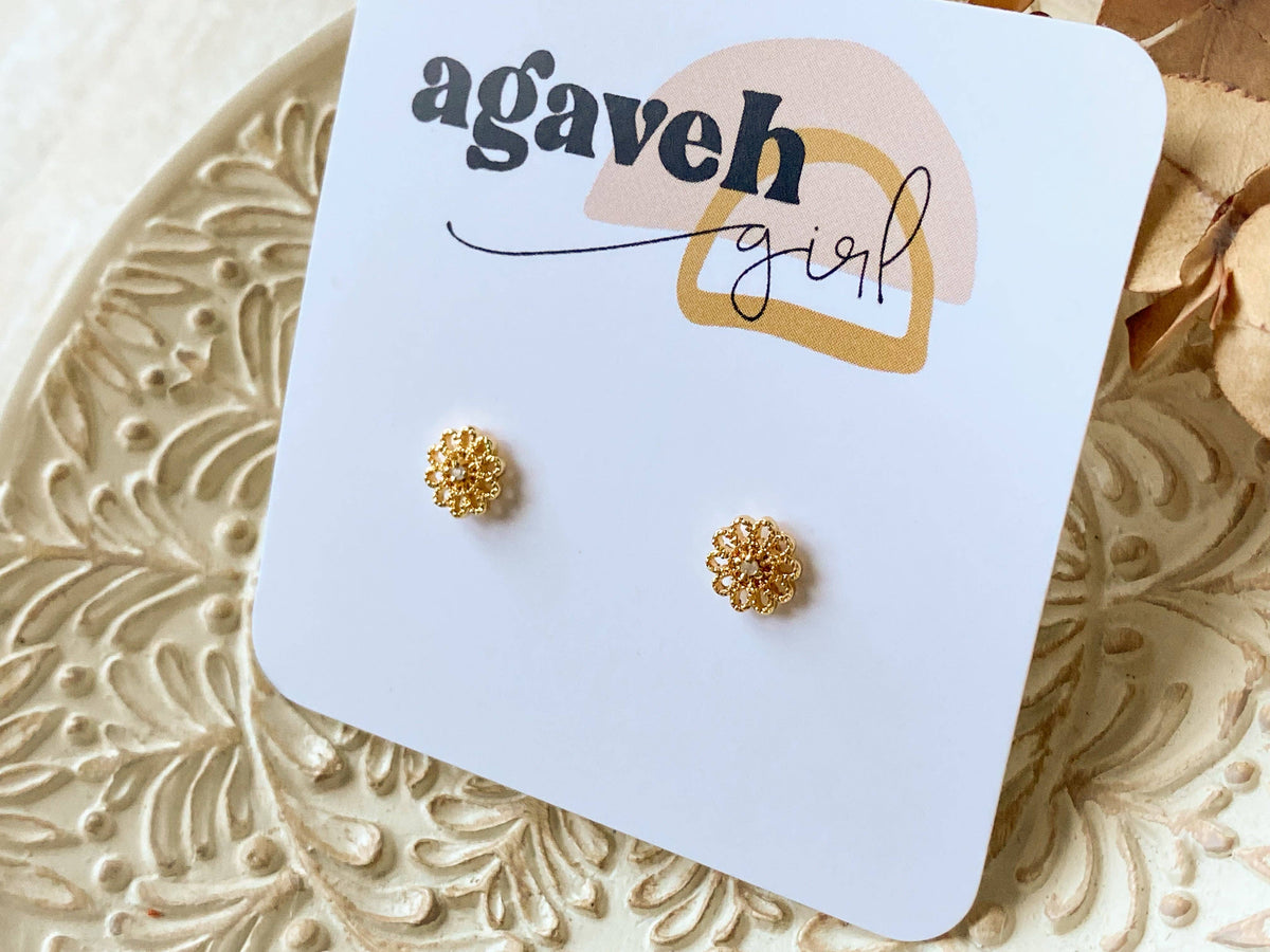 Dahlia Studs