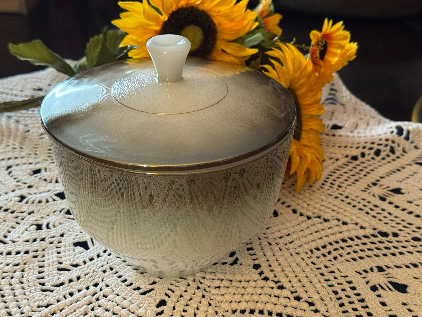 Federal Mesa Moss Milk Glass Grease/Casserole Dish