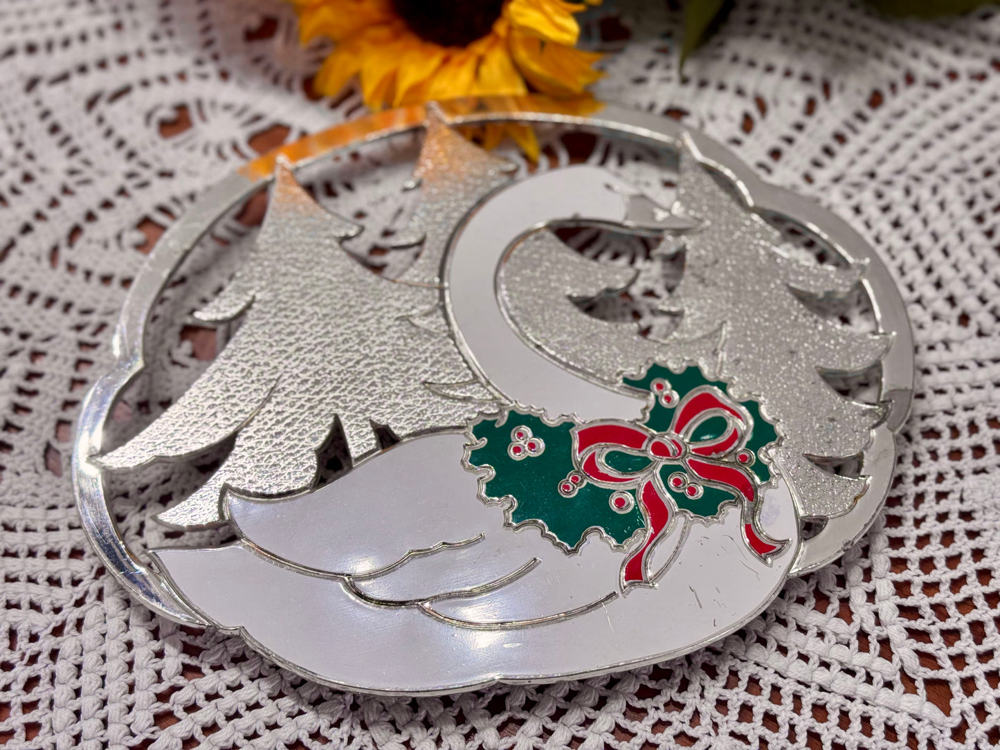 WM.A. Rogers Christmas Swan Trivet