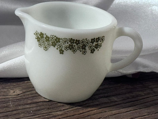 Pyrex 'Crazy Daisy Spring Blossom' Creamer