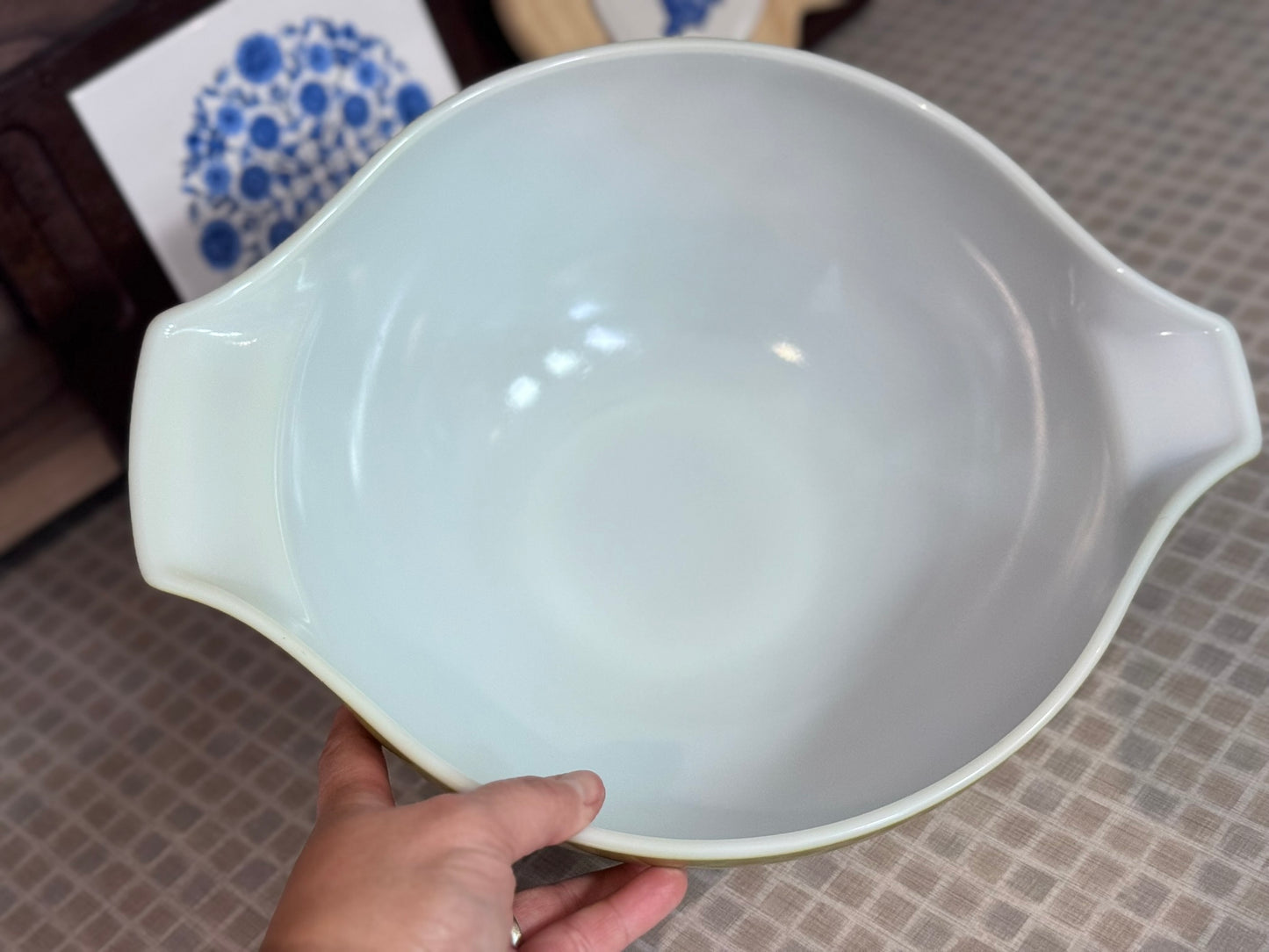 PYREX 'Crazy Daisy or 'Spring Blossom' 4 QT Cinderella Mixing Bowl