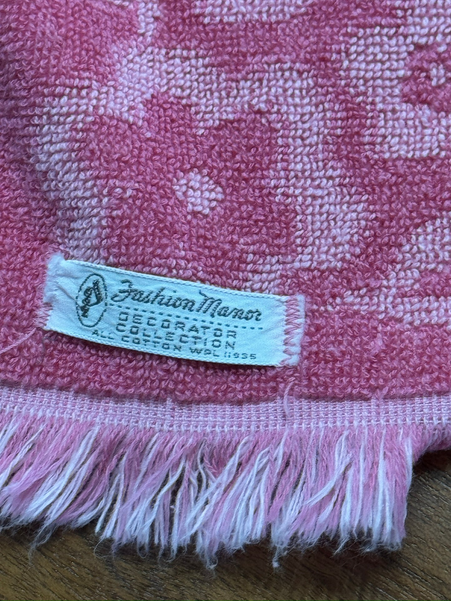 Pink Floral Fashion Manor Hand Towels