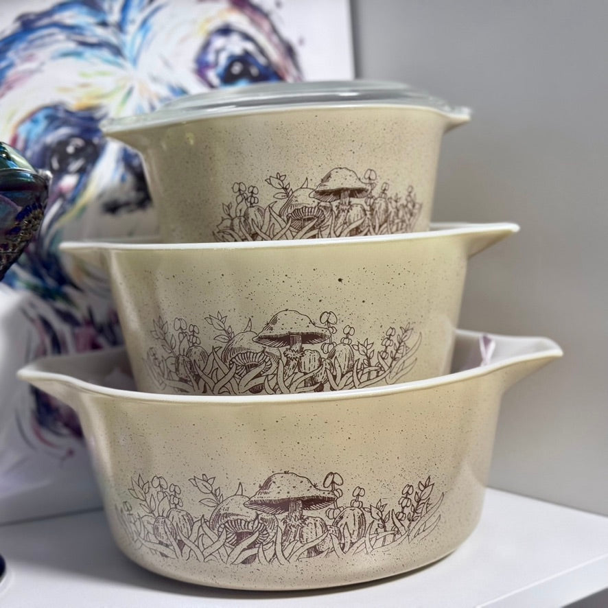 Pyrex Mushroom Forest Fancies 2.5 & 1.5 L & 1L Casserole Dishes