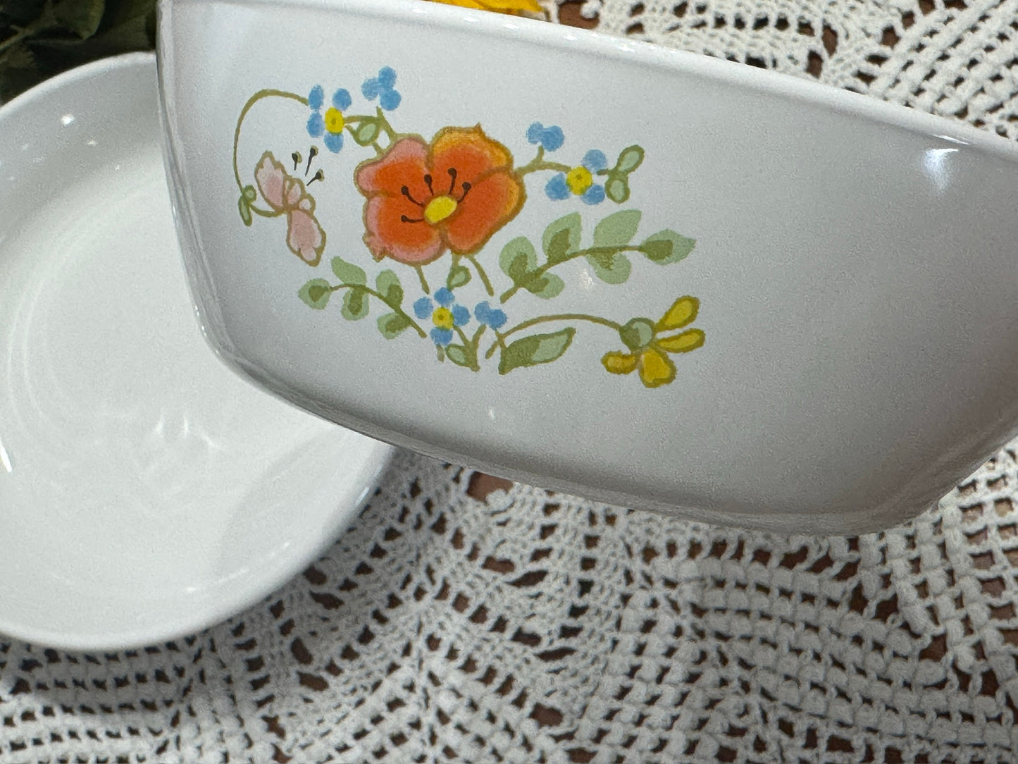 Corning Ware 'Wildflower" P-81-B & P-83-B Saucepans