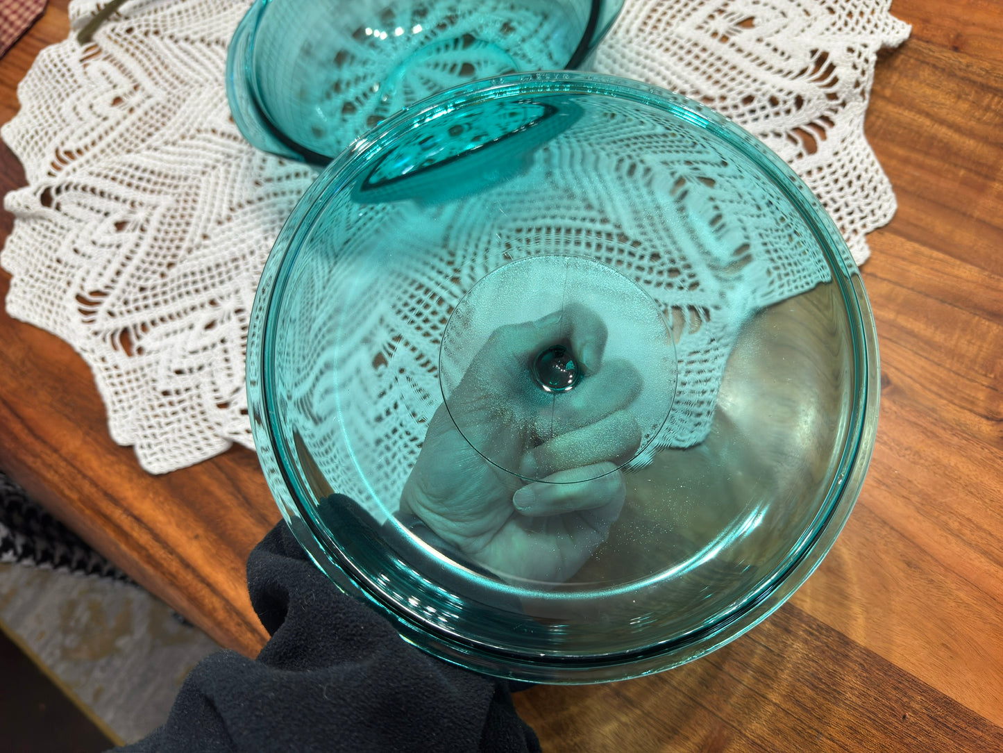 Pyrex Peacock Teal Basketweave 2 QT Lidded Casserole Dish