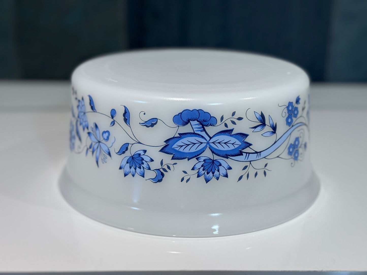 Arcopal France "Blue Onion/ Aster" Large Serving Bowl