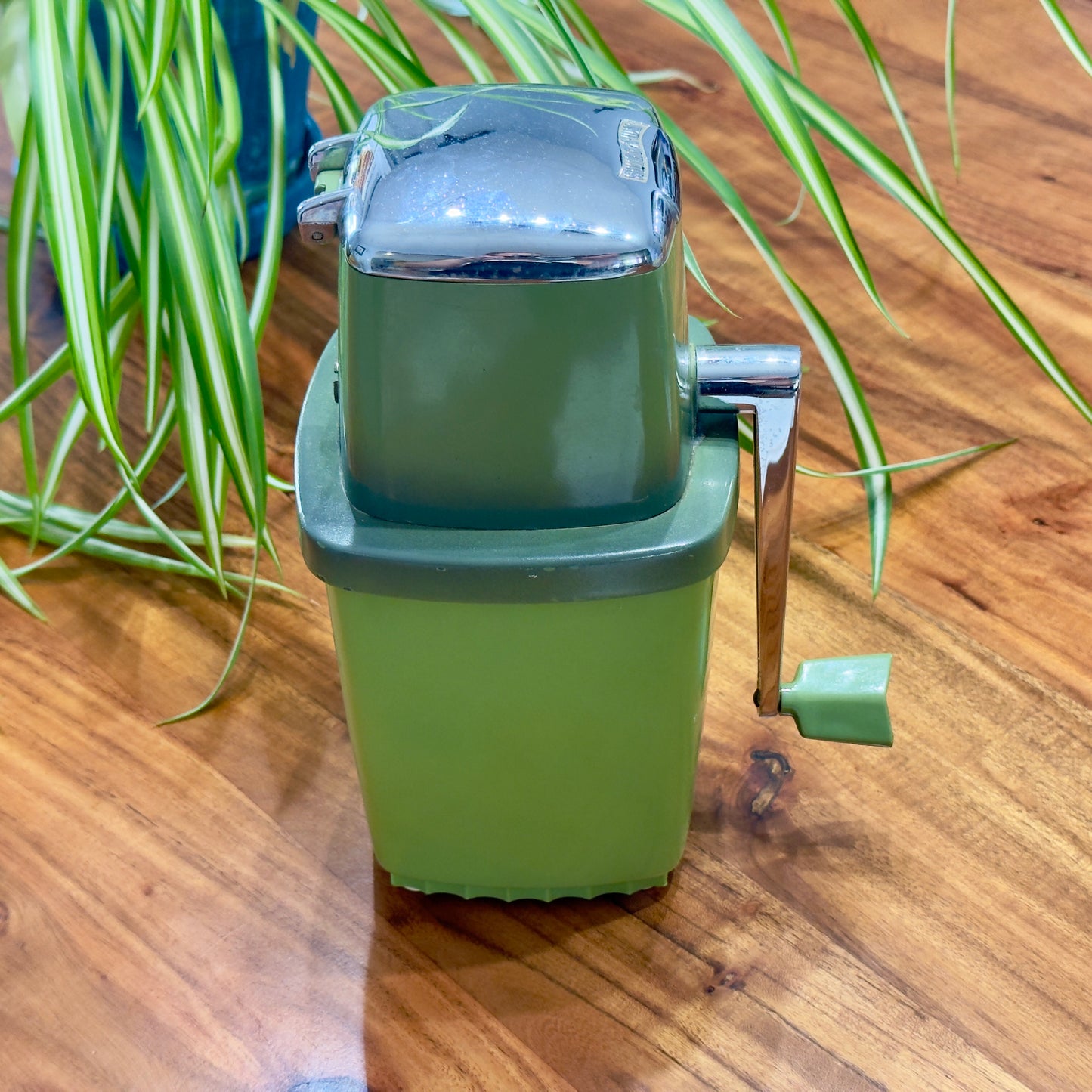 Vintage Avocado Green Hand-Crank 'Swing-A-Way' Ice Crusher
