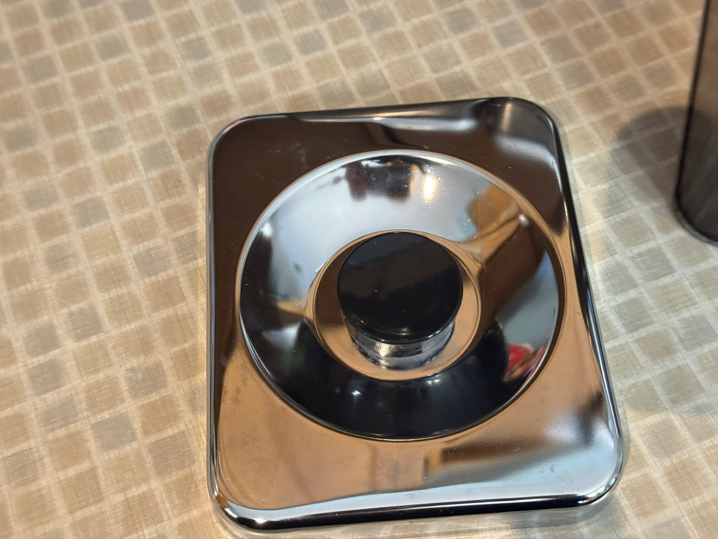 The Queen Line Faux Wood Grain Finish Canister Set