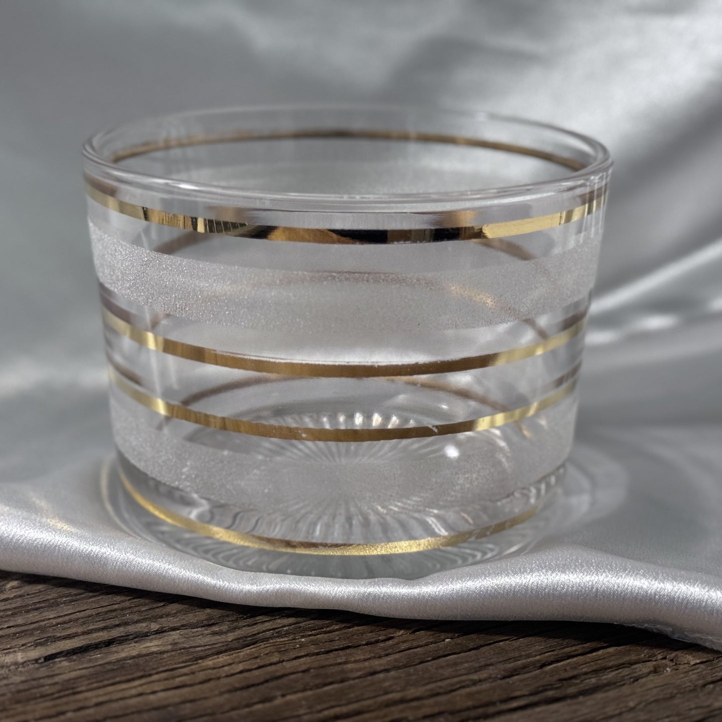 Sugar Texture and Golden Striped Ice Bucket