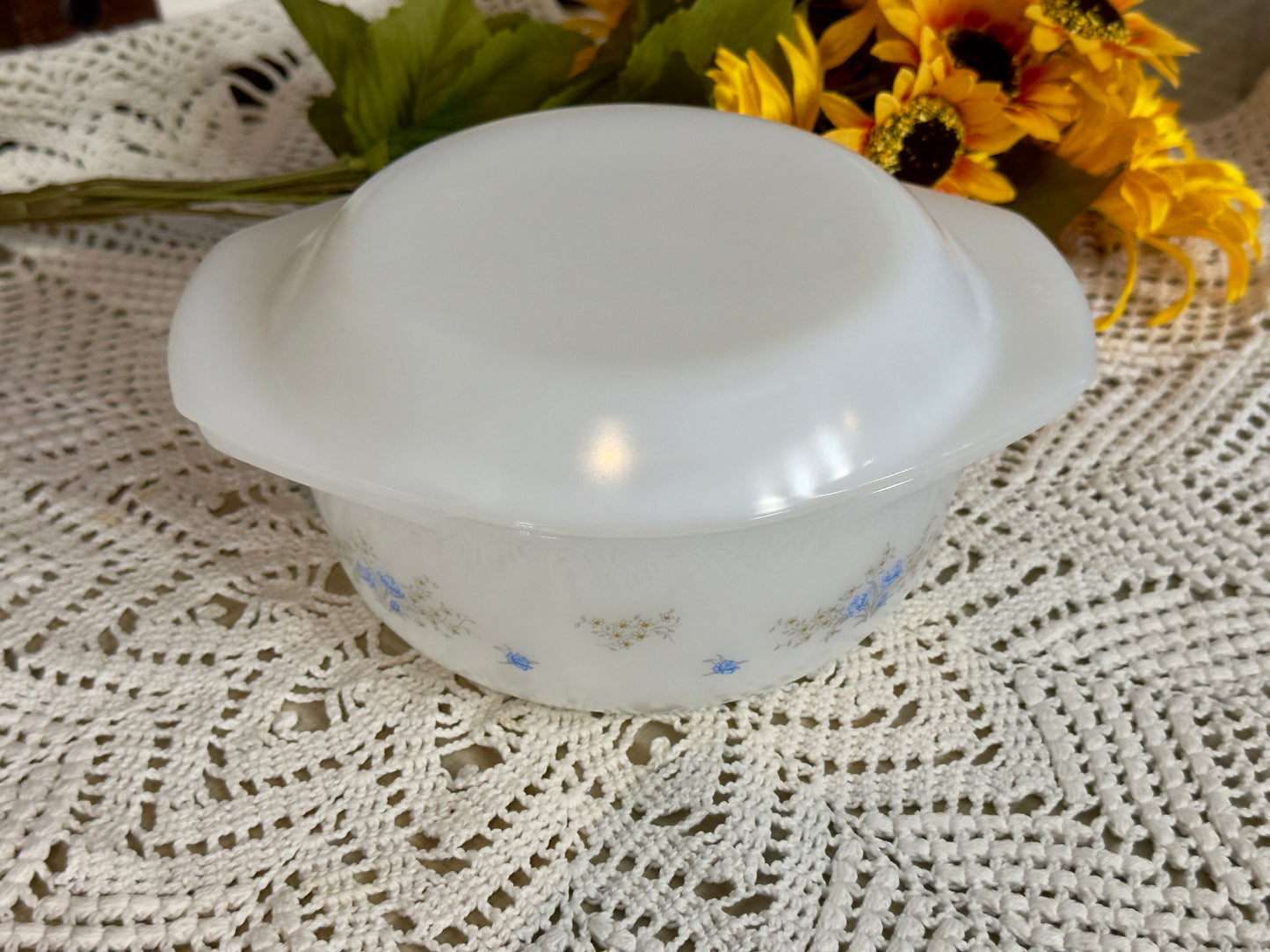 Arcopal France 'Romantique' Round Casserole Dish