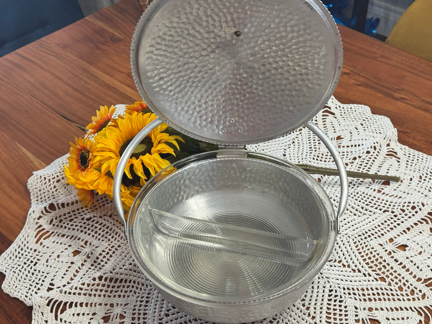 Vintage Nasco Italy Hammered Aluminum Hinged - Lid Pyrex Casserole Dish Food Warmer