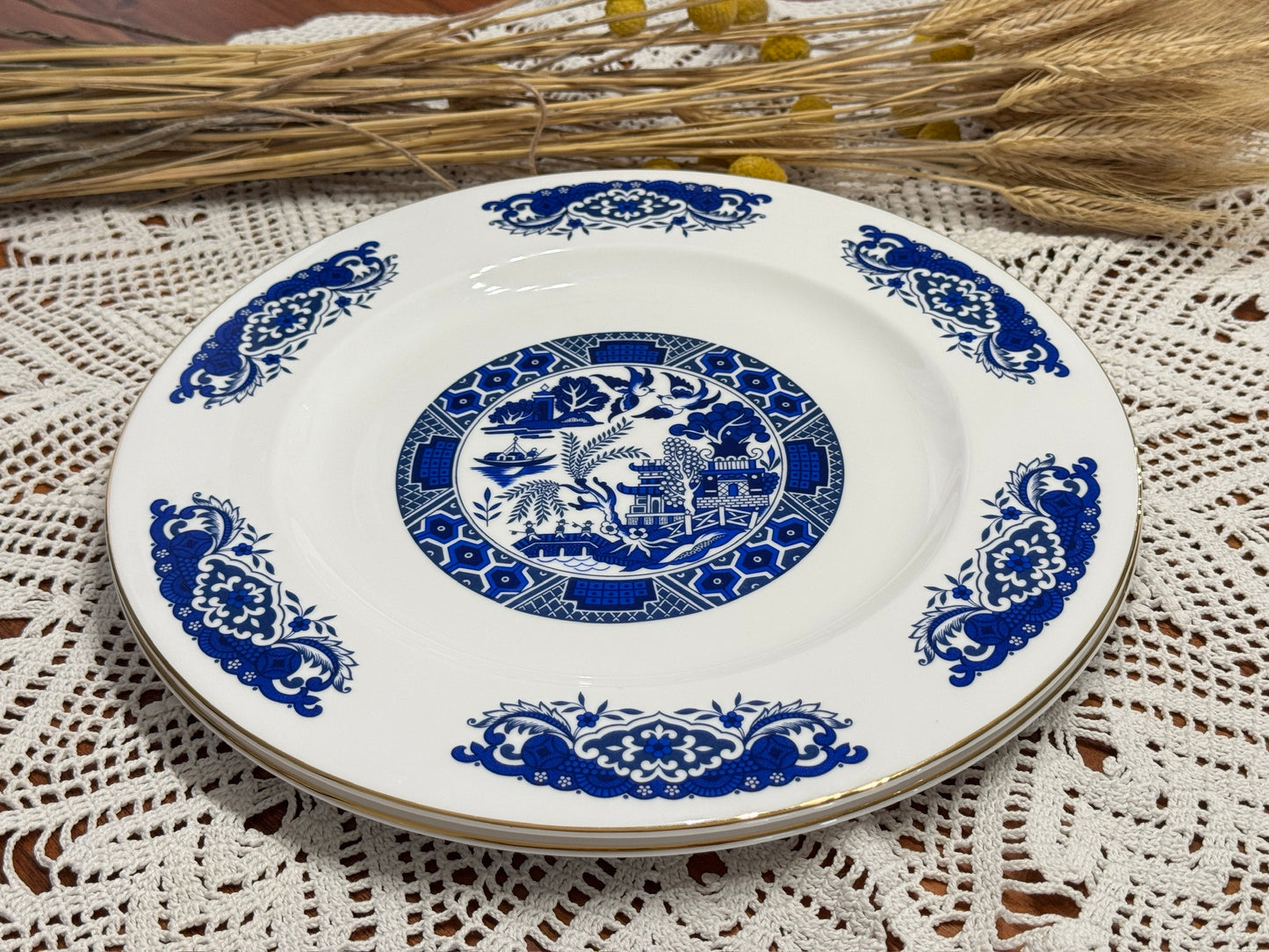 Royal Staffordshire Bone China England Blue Willow Charger Plate