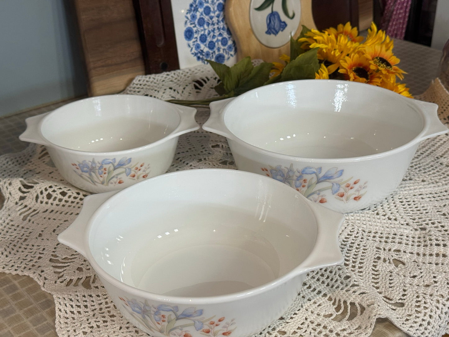 PYREX England "Blue Iris" Stacking Bowl/Casserole Set