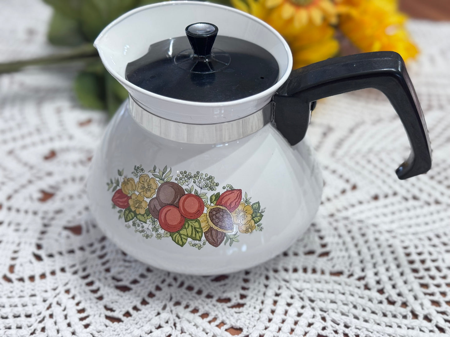 Corning Ware Spice of Life 6 Cup Teapot