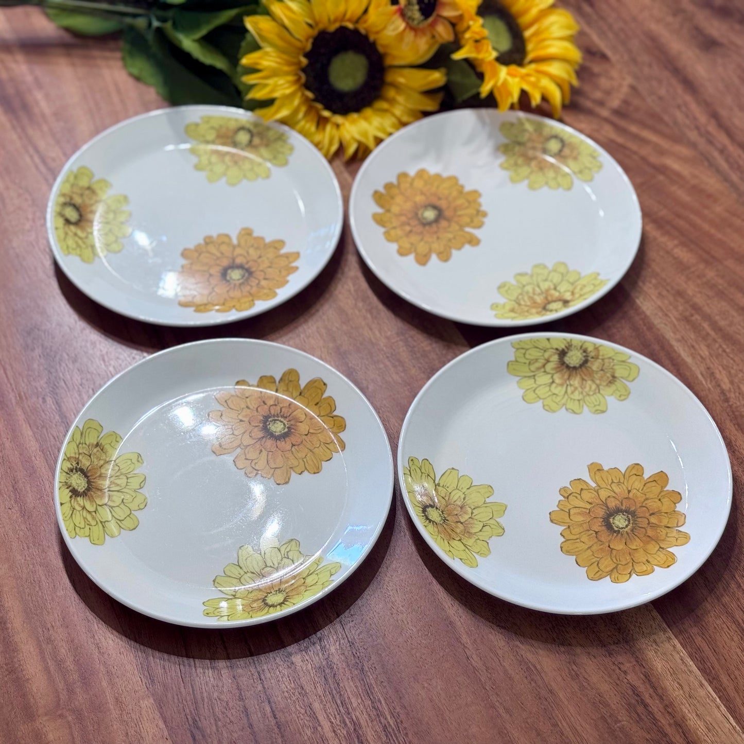 Johnson Brothers England Orange/Yellow Chrysanthemum Serving Set