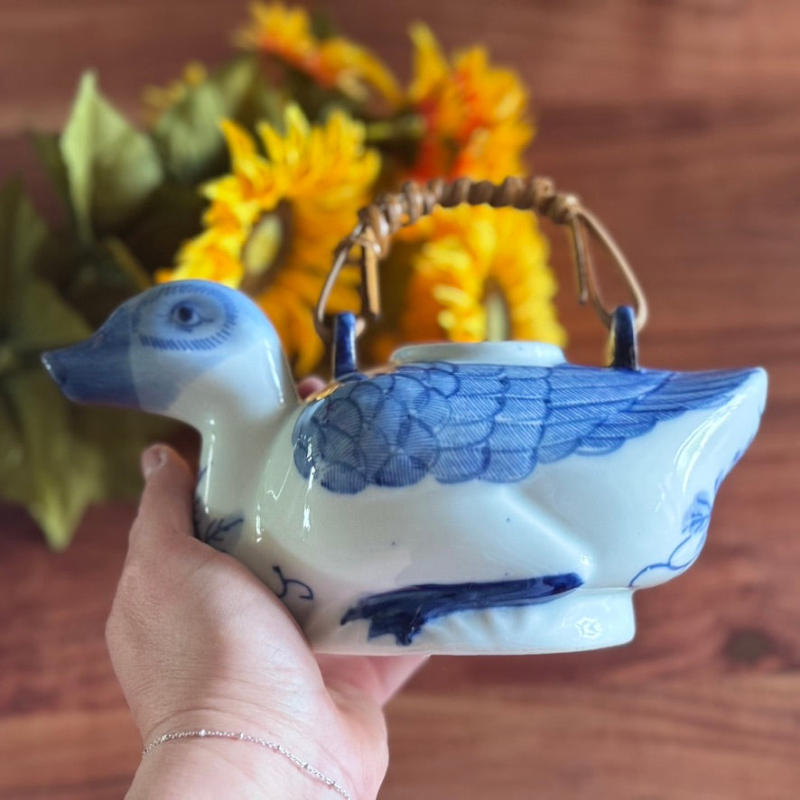 Hand Painted Blue/White Duck Teapot with Bamboo Handle