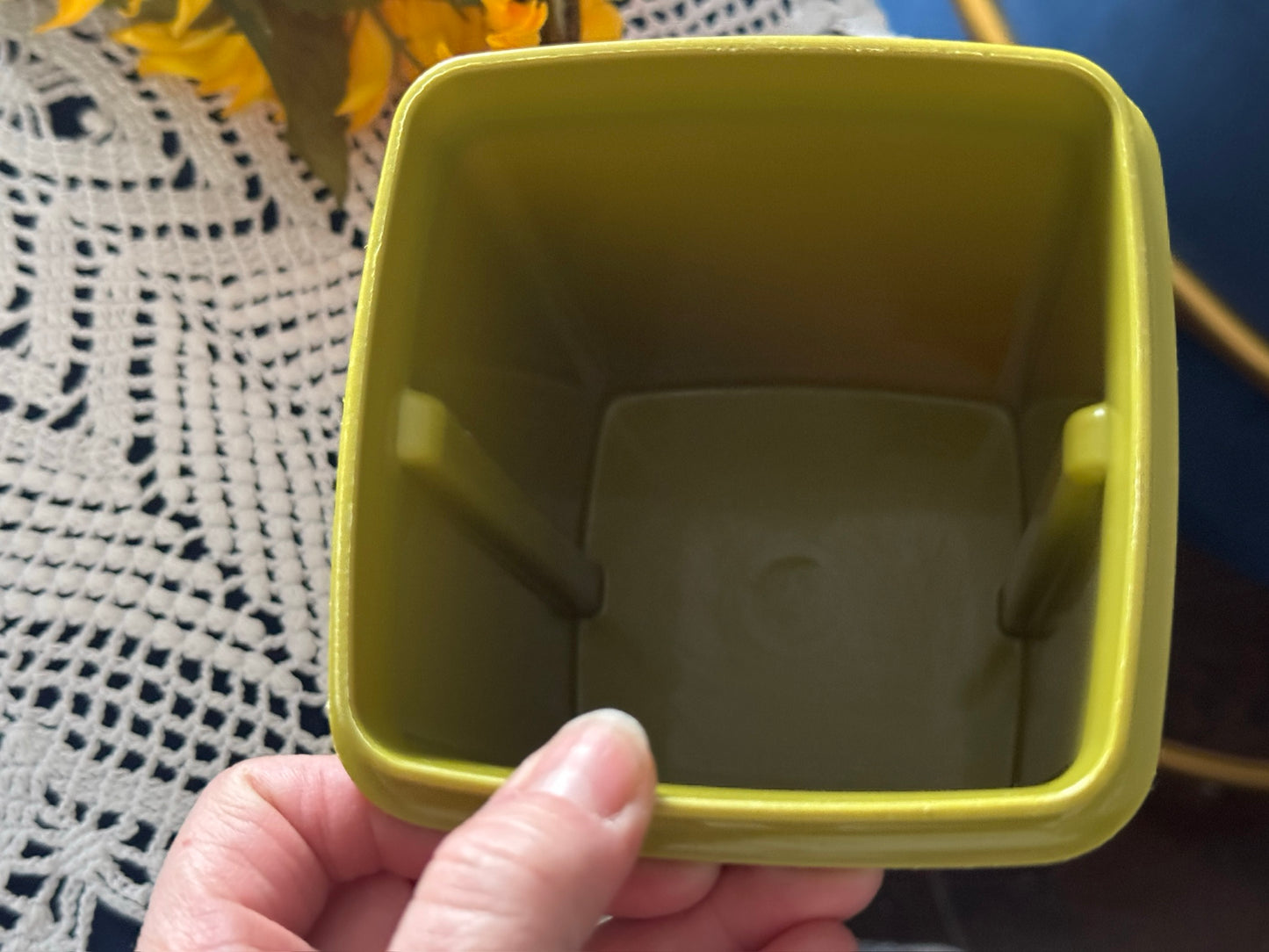 Tupperware Olive Green Pickle Keeper 1330-6