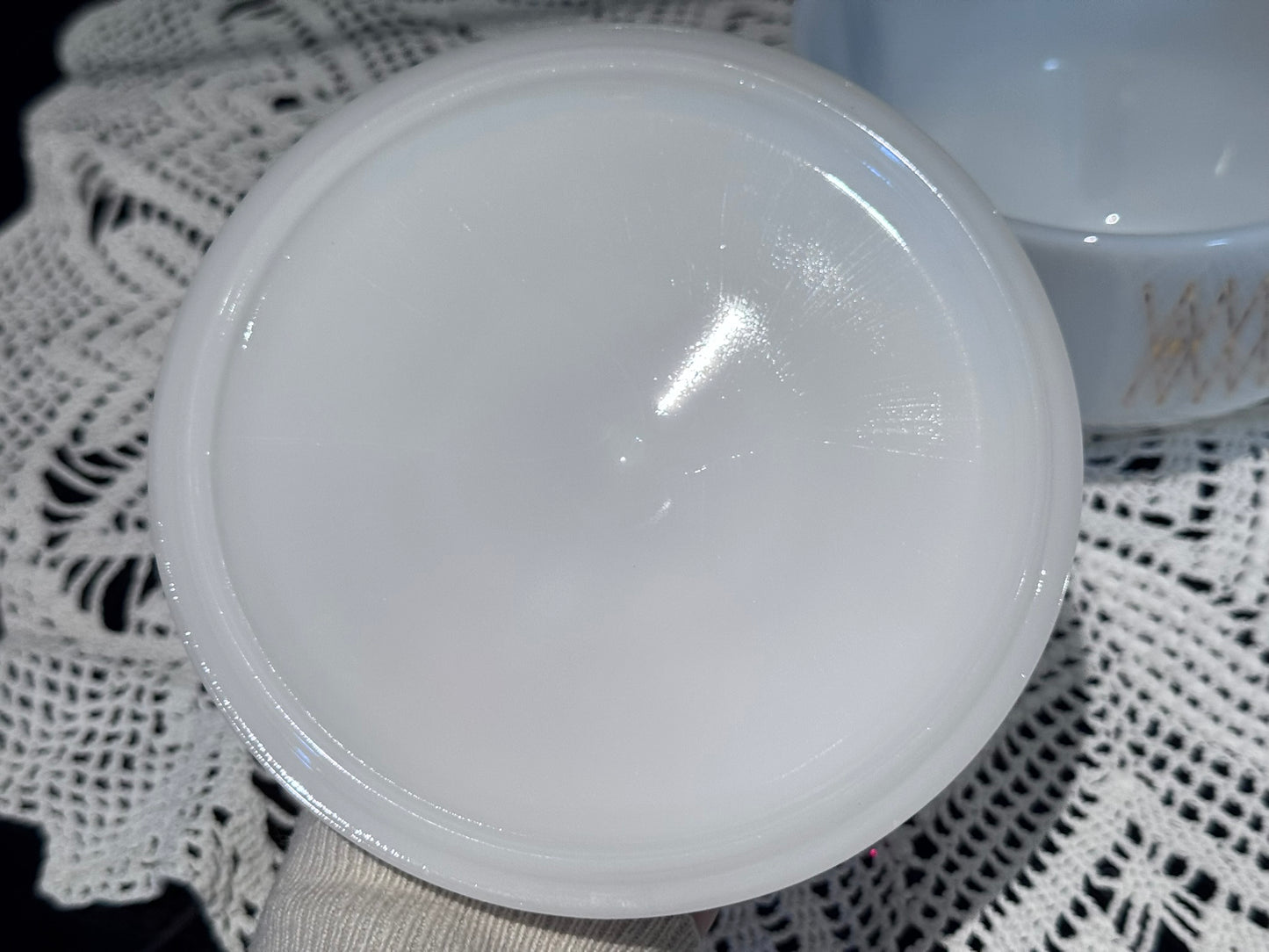 Federal Milk Glass 'Harlequin' 1 1/2 QT Casserole/Serving Dish
