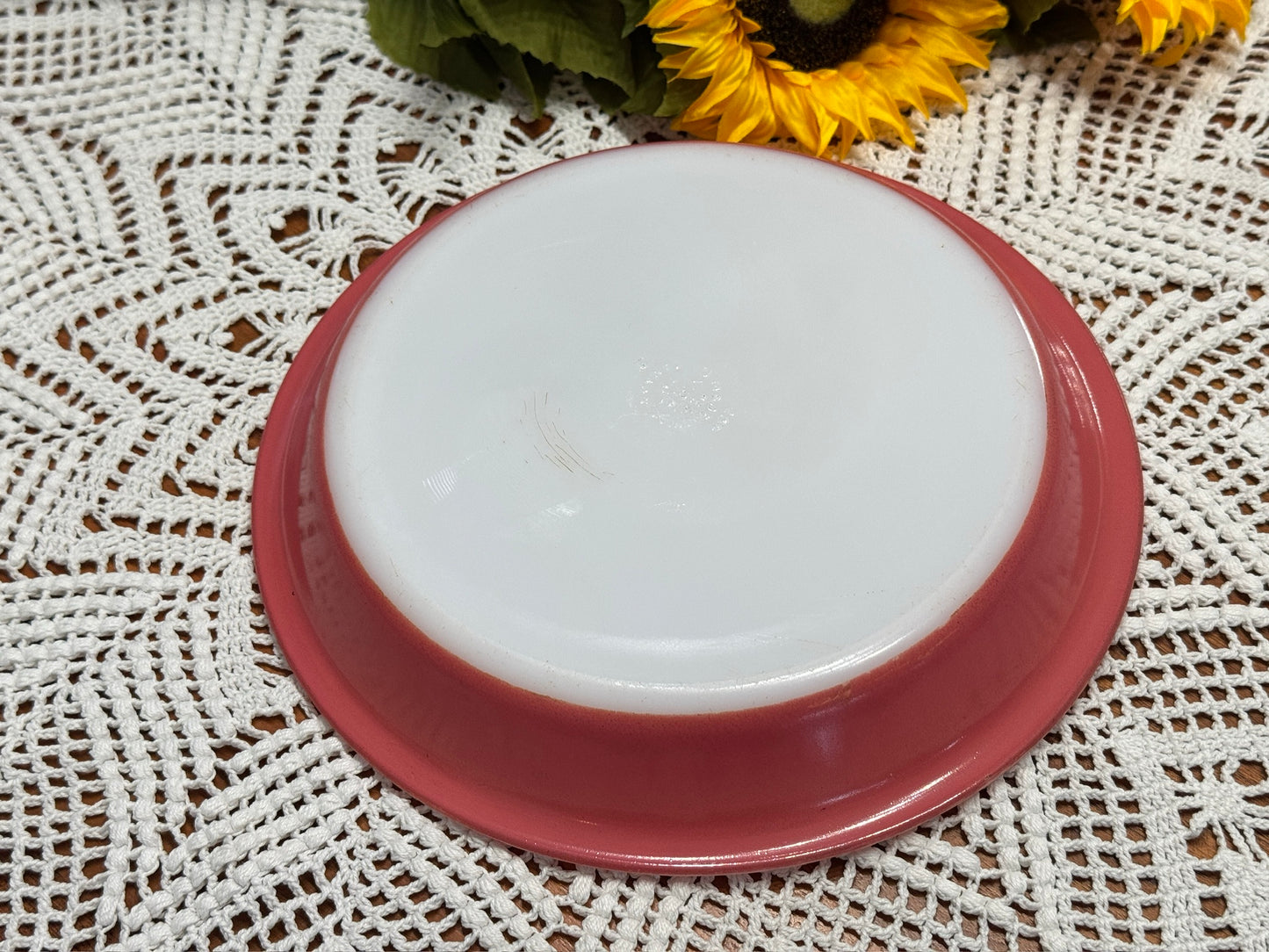 PYREX Flamingo Pink 209 Pie Plate