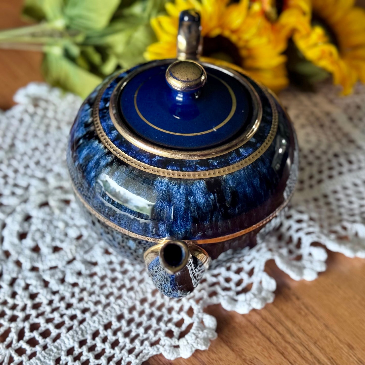 English Cobalt & Marble Effect with Gold Trim Teapot