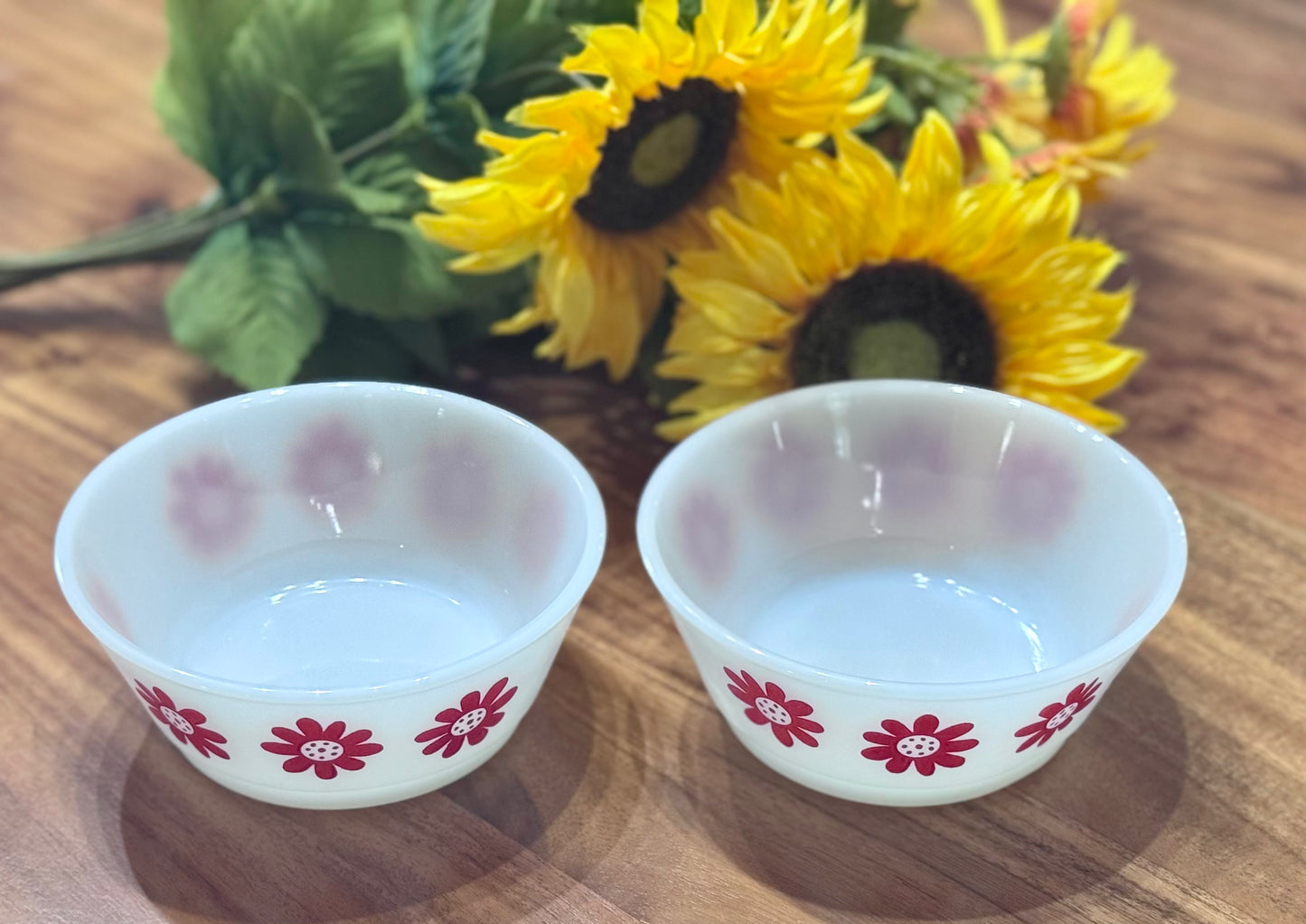 Anchor Hocking Red Daisy Milk Glass Cereal Bowls