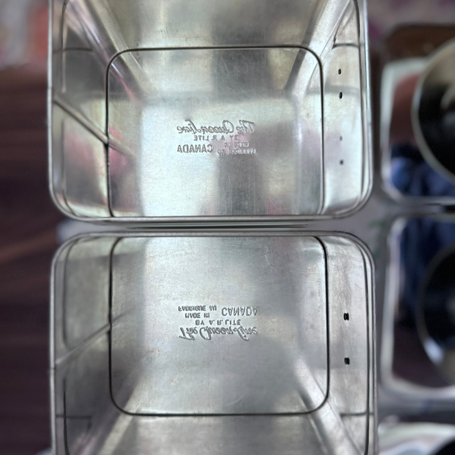 The Queen Line White Canister Set