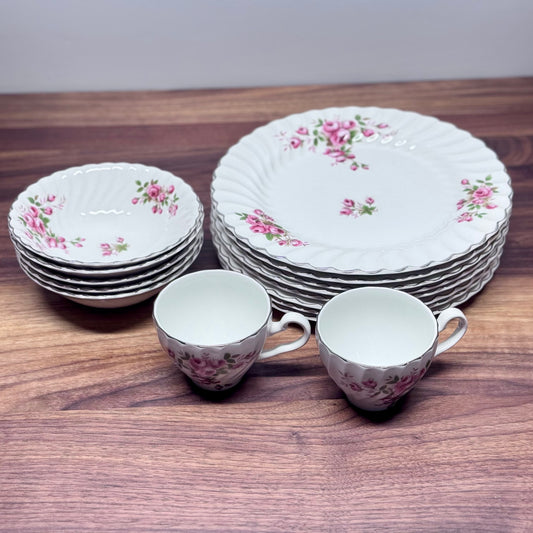 Johnson Brothers Made In England Ironstone Regency Pink Roses Dish Set