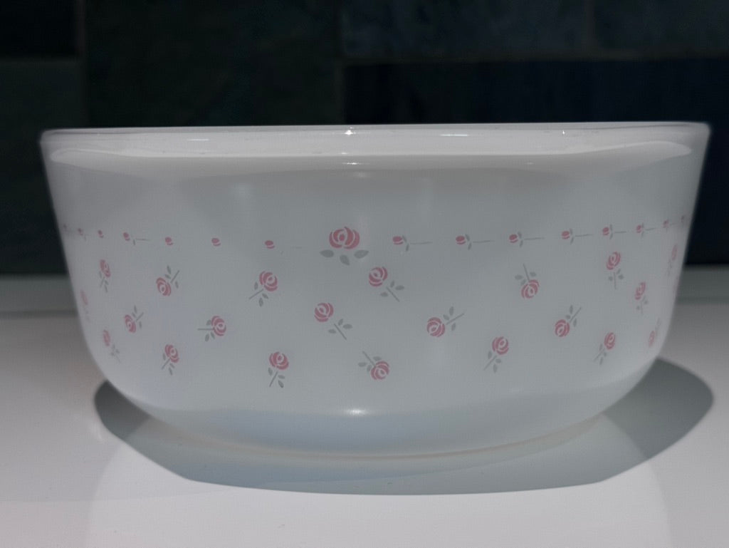 Arcopal France "Petite Roses" Casserole Dish
