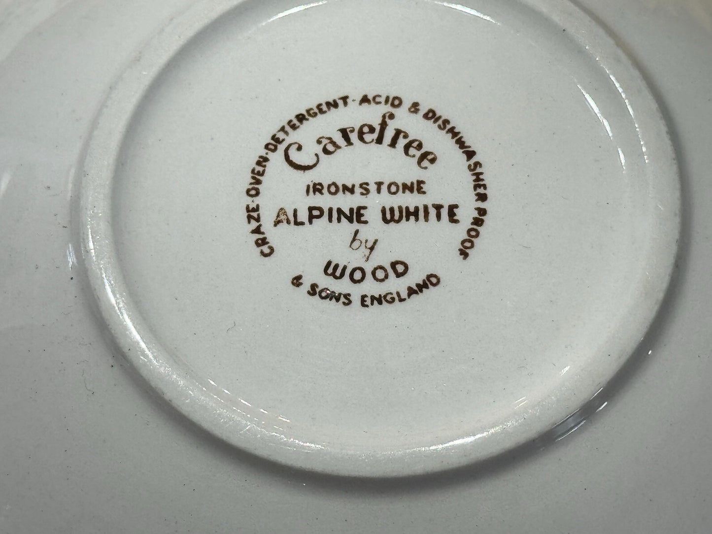 Wood & Sons Carefree Alpine White Casserole Dish & Serving Bowl Set