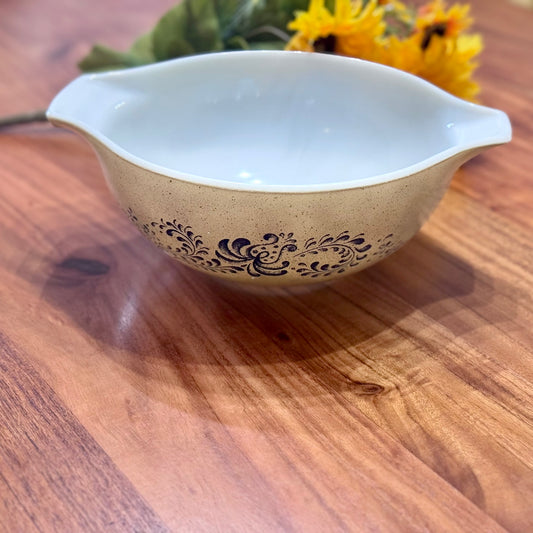 PYREX Homestead 2.5L Cinderella Mixing Bowl