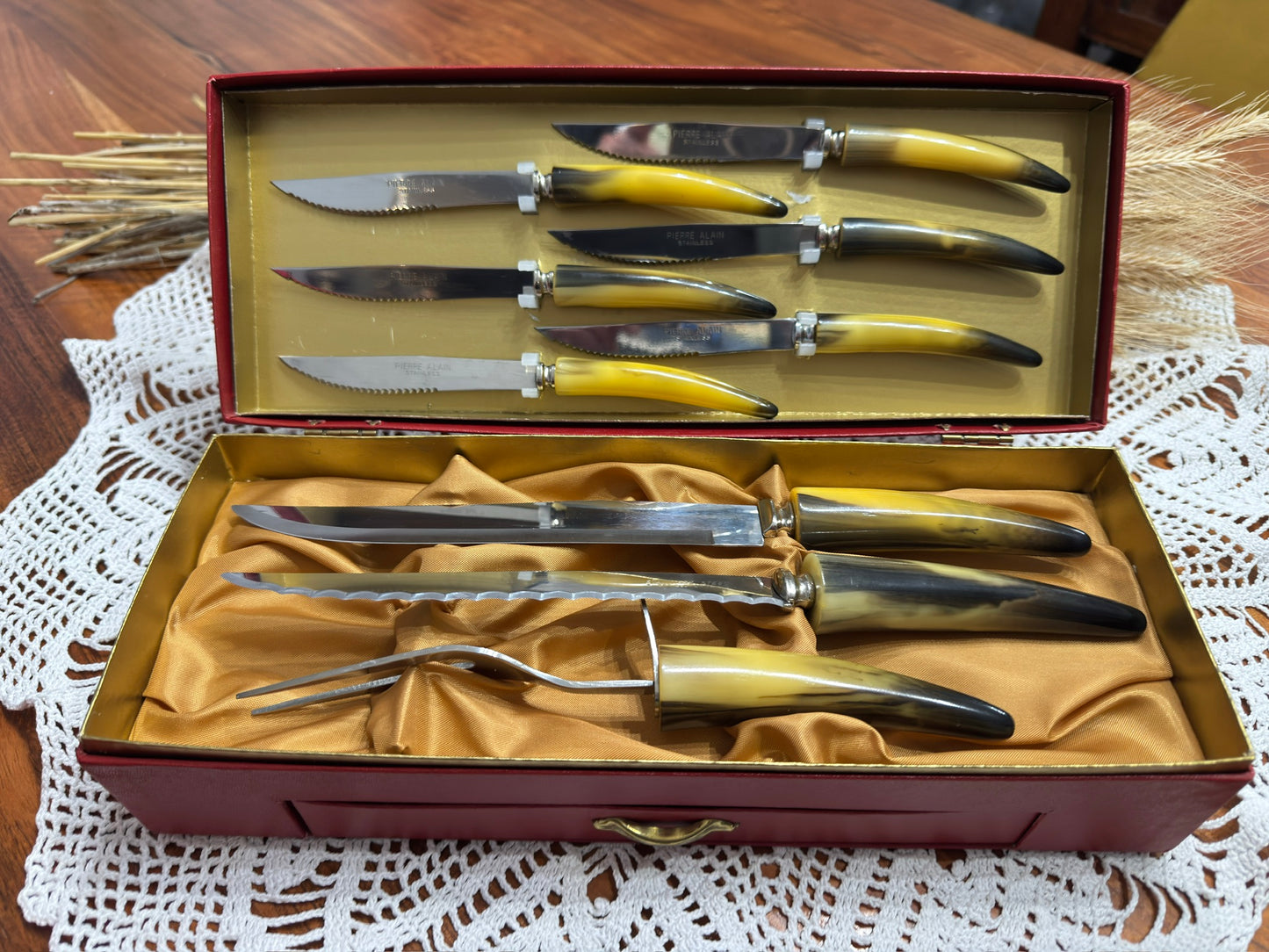 Pierre Alain Sheffield England 15 Piece Cutlery/Carving Set