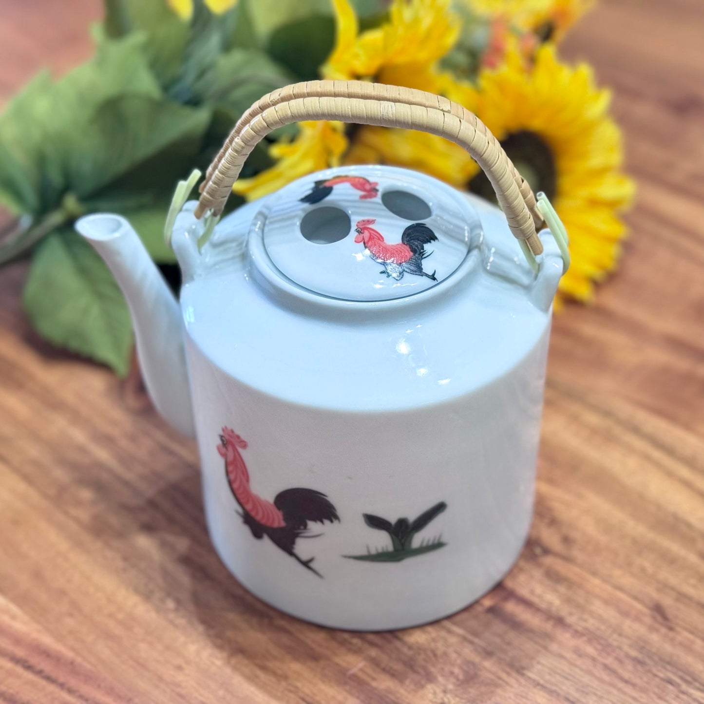 Tradition Chinese Rooster Design Teapot