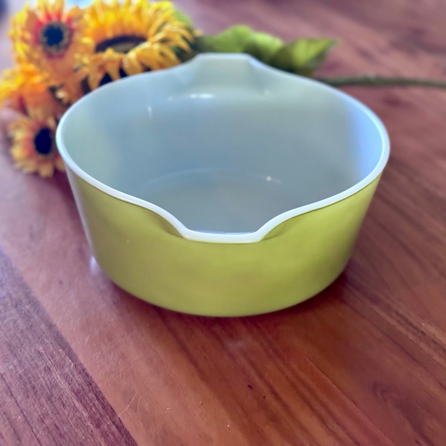 Pyrex Verde Green Casserole Dishes