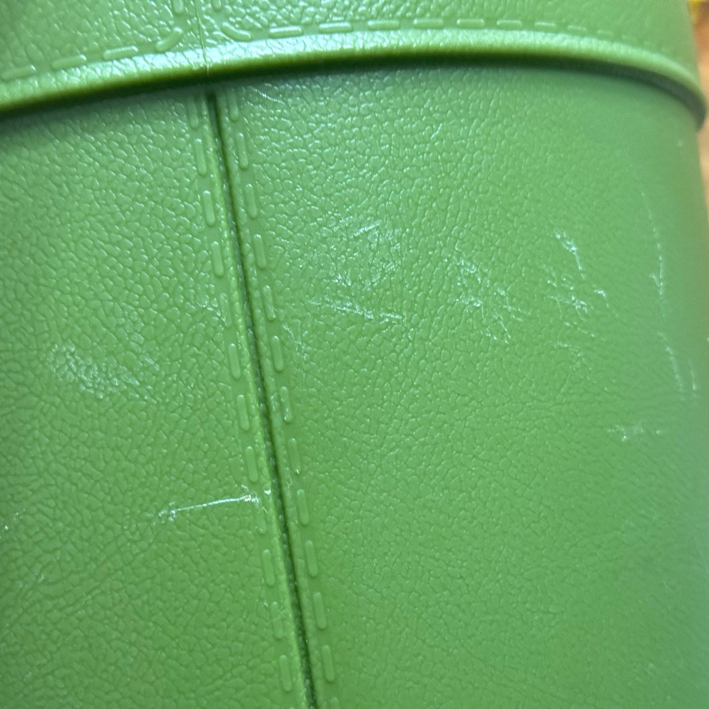 Avocado Green Vintage Rubbermaid Ice Bucket