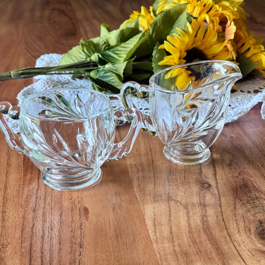 Indiana Glass 'Willow' or 'Magnolia' Creamer and Sugar Bowl Set