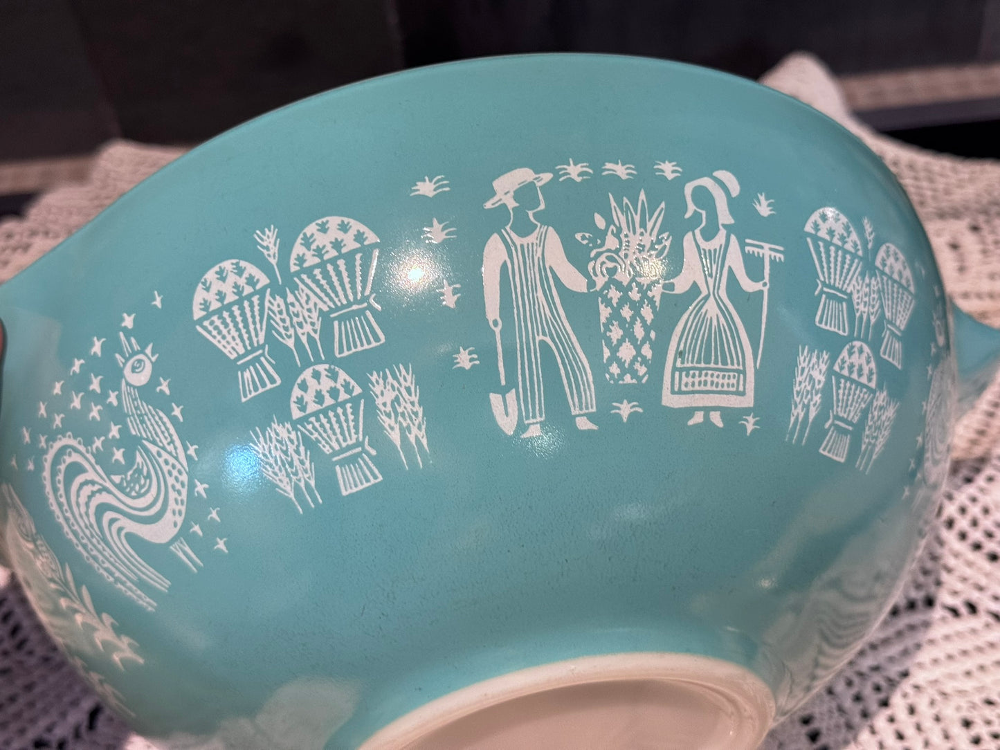 PYREX Butterprint #444 Cinderella Mixing Bowl