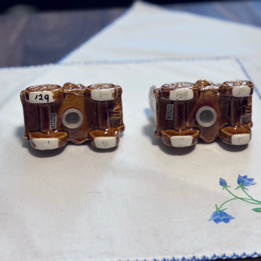 Vintage Covered Wagon Salt & Pepper Set