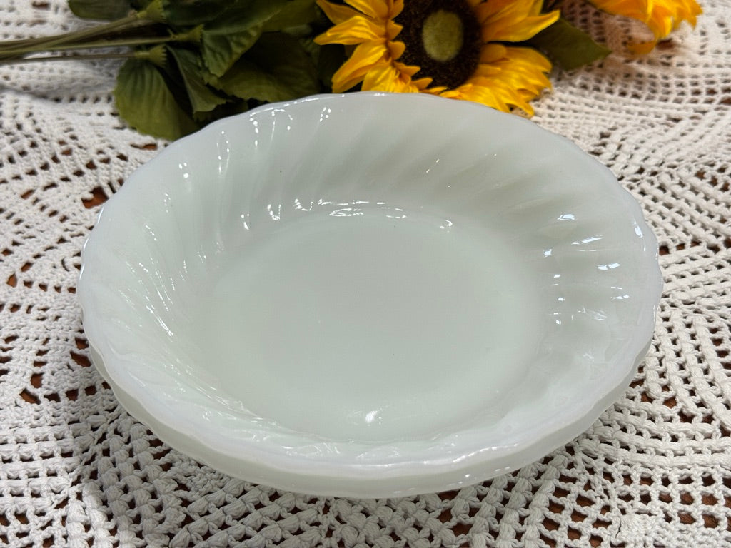 Anchor Hocking Fire-King Milk Glass Swirl Bowls