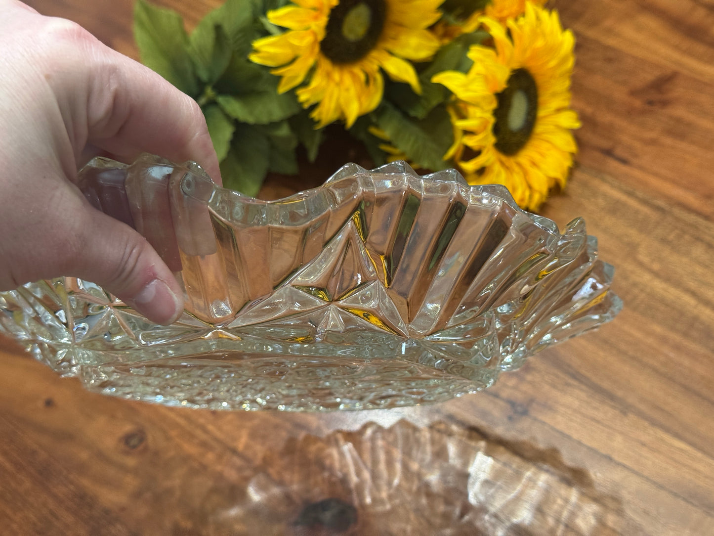 Federal Glass Pressed Glass Pioneer Serving Bowl